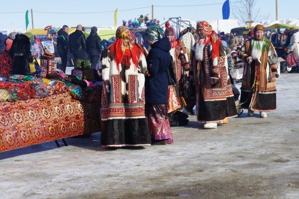 Всероссийский субботник. Работа в аксарке. Аксарка концерт на улице. Работа в аксарке. День оленевода аксарка 2022.